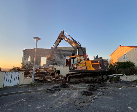Réalisation d'une démolition par JFTP en Vendée proche de La Rochelle